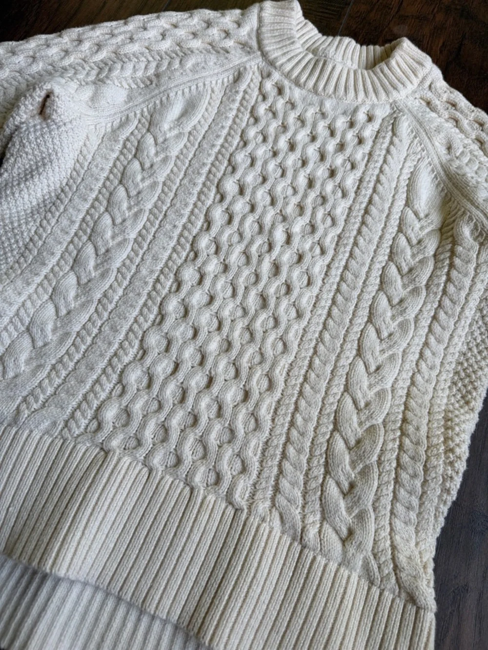 J.crew women’s ivory colored sweater size S (U9)